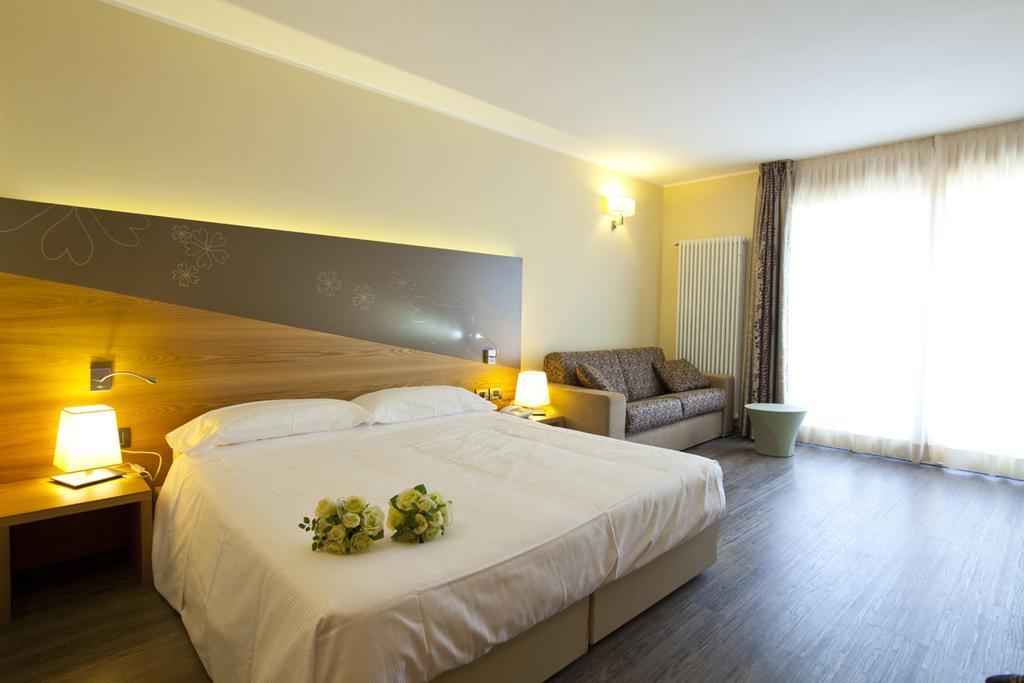 Harmony Suite Hotel سيلفينو المظهر الخارجي الصورة